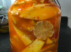 Foto resep Spicy Green raw mango pickle