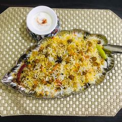 A picture of Leftovers chikkar chanay biryani.