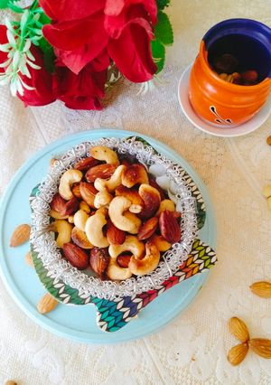 A picture of Salted Cashewnuts 😋 Almond 😋 Roasted Kaju – Badam.