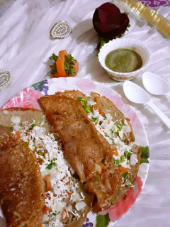 पनीर स्टफ्ड दाल चीला (Paneer stuffed dal cheela recipe in Hindi) रेसिपी मुख्य फोटो