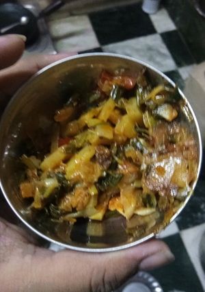 हरे प्याज़ की सब्जी (hare pyaz ki sabzi recipe in hindi) रेसिपी मुख्य फोटो