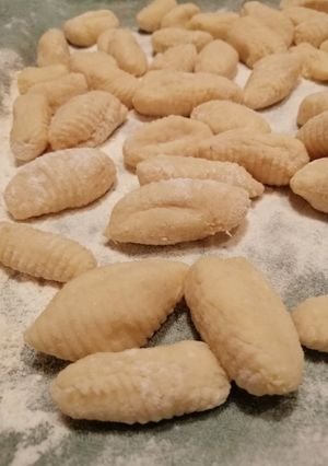 Foto di Gnocchi di patate, gnocchi alle ortiche, colorati
