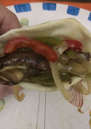 Una foto de Fajitas con portobellos