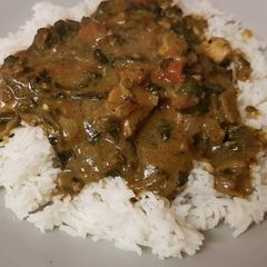 A picture of My Chicken & Spinach Curry with Basmati Rice 😘.