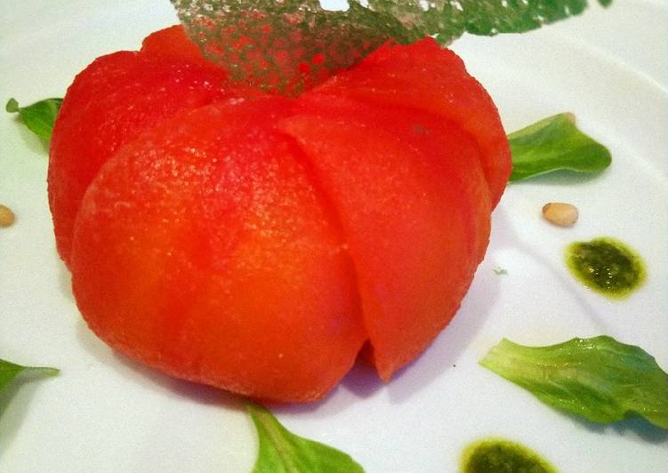 Dôme de tomate cœur ricotta basilic