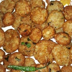 A picture of Sabudana vada.