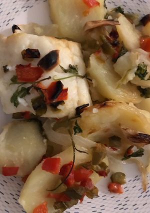 Una foto de Bacalao al horno con patatas