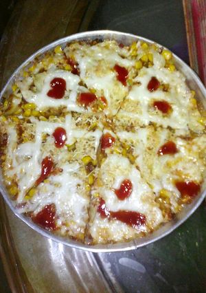 Foto resep PiZZA Jumbo by: Erni Hartanti.Amd😍😄😘
