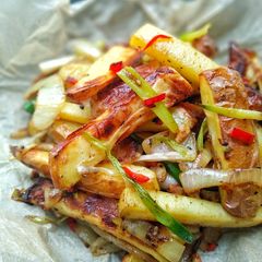 A picture of Salt & Pepper Chips (Chinese Takeaway Style).
