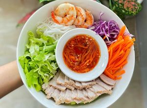 Hình của món Bún Trộn Tôm & Thịt Nạc Eat Clean.