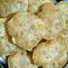 A picture of Soft travelling puri.
