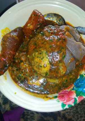 A picture of Ewedu and amala.