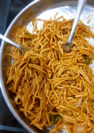 A picture of Chowmein.