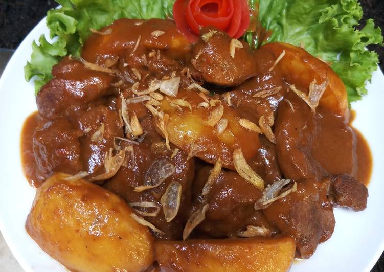 Semur daging