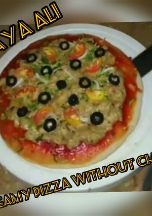 A picture of Creamy pizza without cheese.