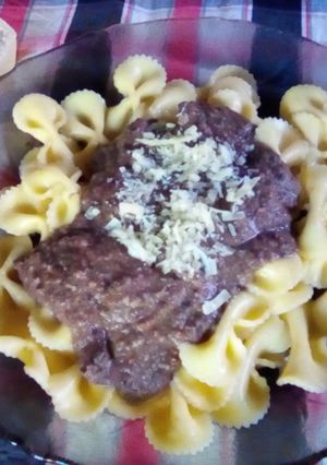 Una foto de Fideos moñito c/salsa porotos negros 🎀🫘ᕙ(͡°‿ ͡°)ᕗ
