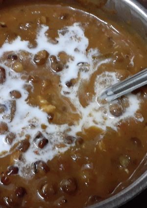 दाल  मखनी (dal makhani recipe in Hindi) रेसिपी मुख्य फोटो