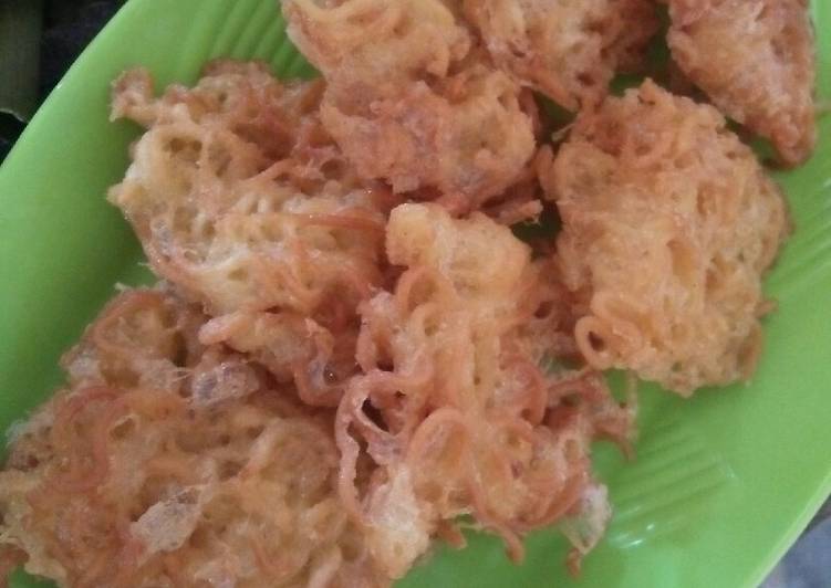 Langkah Mudah untuk Membuat Mi telor goreng crispy yang Enak