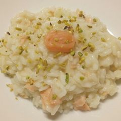 A picture of Pistachio and smoked salmon risotto.