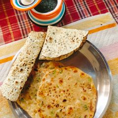 A picture of GREEN GARLIC PARATHA (Sindhi style Hara lahsun paratha).