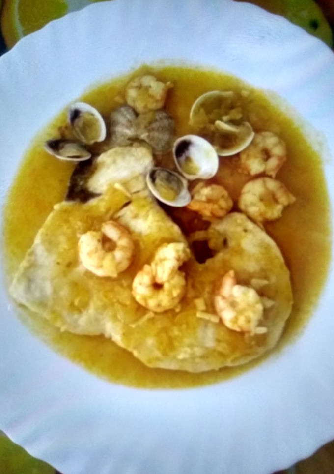 Una foto de Ternera de mar o marrajo en salsa
