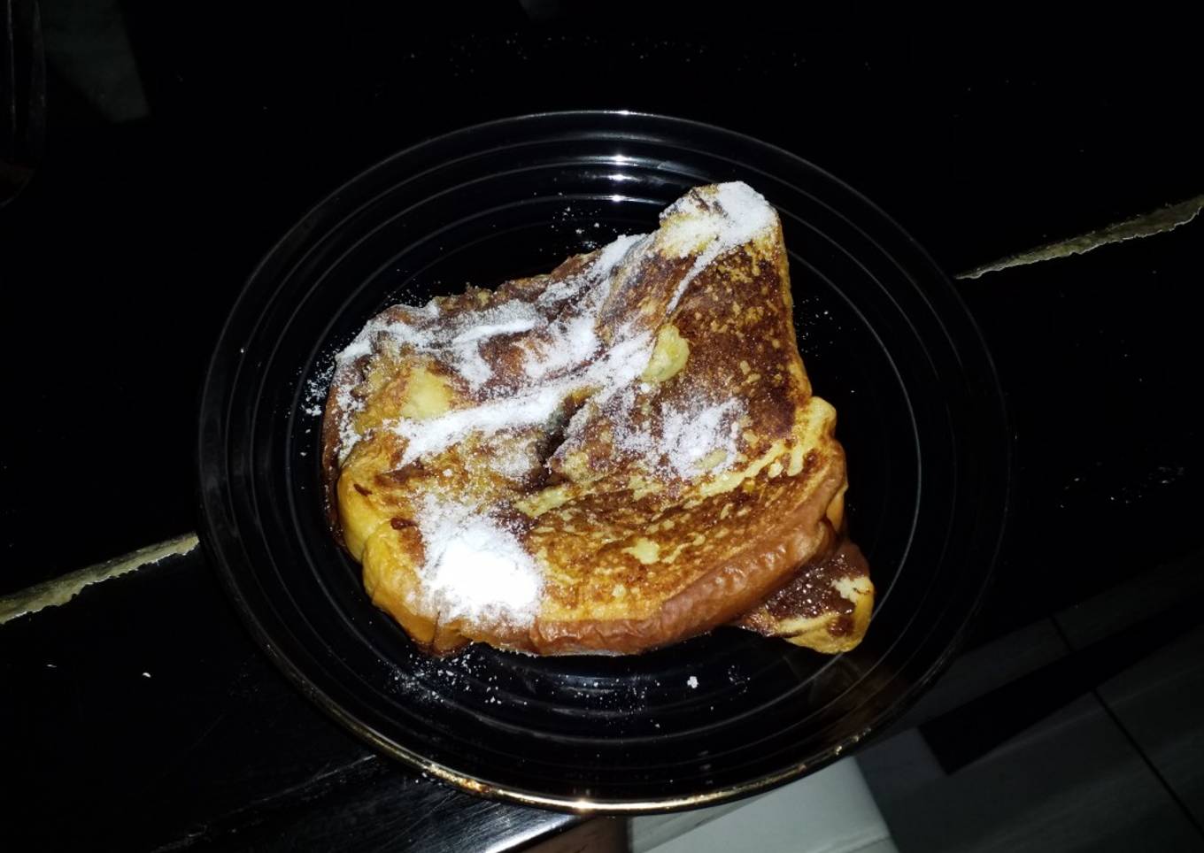 Pain de mie perdu au nutella et au sucre