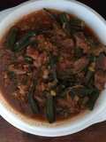 Lady Finger (Okra) masak pedas dengan Daging Sapi