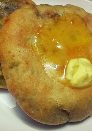 A picture of Baked aloo kulcha or Amritsari kulcha.