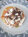 Tostadas de picadillo de res (ternera)
