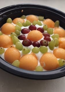 A picture of Muskmelon and grapes raita.