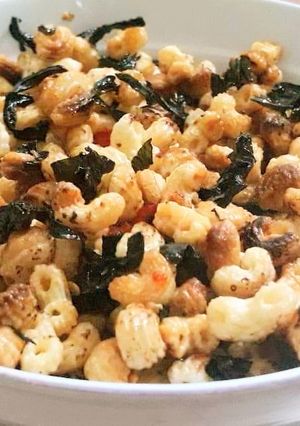 Hình của món Nui ngào mắm đường rong biển.