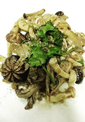 Hình của món Nấm xào chao.
