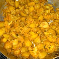 A picture of Cauliflower and potato mixed #authors marathon #Kampala contest.