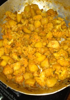 A picture of Cauliflower and potato mixed #authors marathon #Kampala contest.