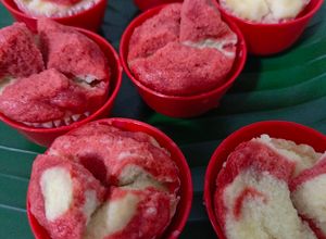 Gambar Apam mekar red velvet by imix