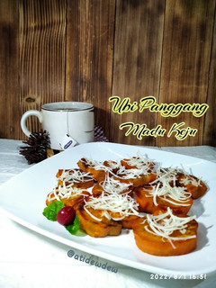 Foto resep *Ubi Panggang Madu Keju*