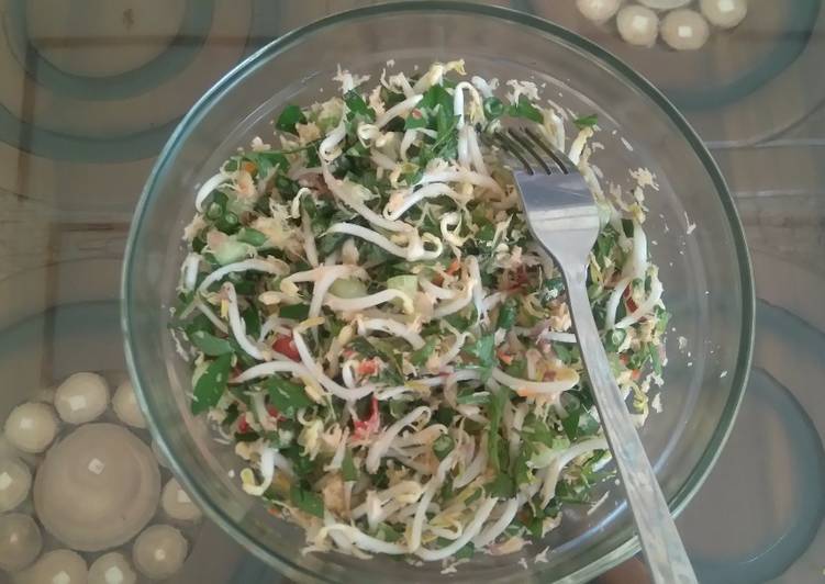 Bagaimana Membuat Trancam Sayur Segar yang Menggugah Selera