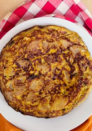 Una foto de Tortilla de nabo y cebolla 🥚 Low carb 🥚Vianda nutritiva y saciante