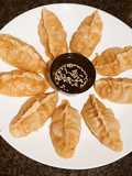 Gyozas de pollo y verduras marinadas con teriyaky
