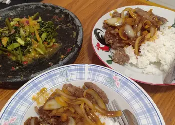 Mudah Cepat Memasak Bistik sapi saus mentega ala zheyenk Enak Sederhana