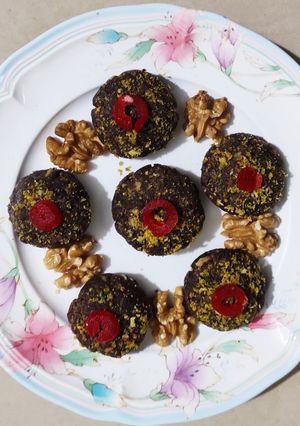 வால்நட் பேடா (Walnut peda recipe in tamil) செய்முறை முக்கிய புகைப்படம்