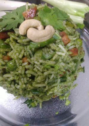 બિરયાની(Biryani Recipe in Gujarati) રેસીપી મુખ્ય ફોટો