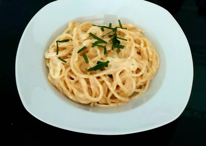 My Spaghetti with Cheese + Onion Sauce