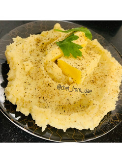 A picture of Mashed Potatoes.