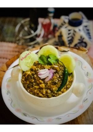 A picture of Tadka Dal (Kolkata famous street-food): Egg Dal Tadka.