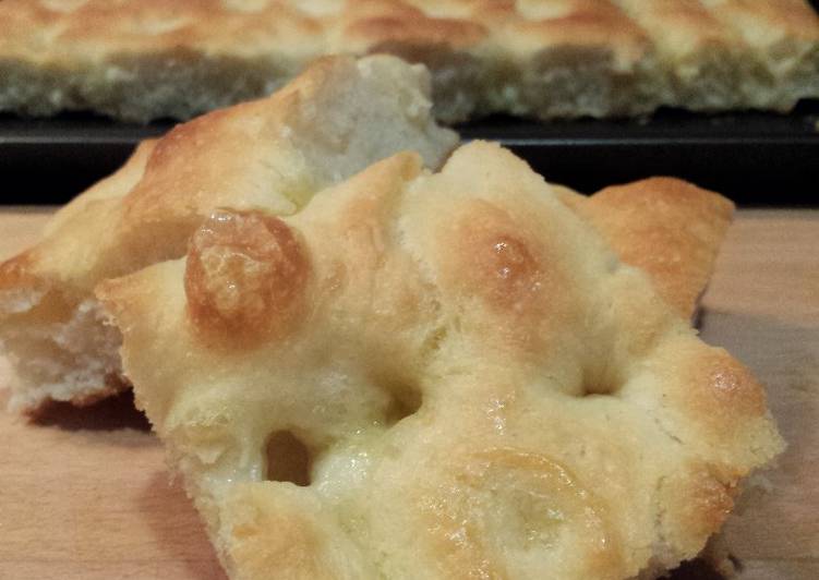 Focaccia genovese con patate