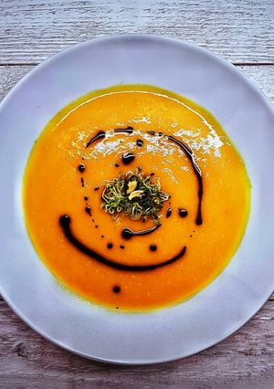Gyömbéres sütőtök krémleves (vegán) recept fotója