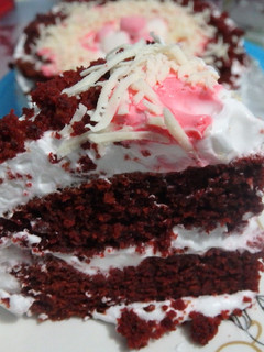 Foto resep Red Velvet Cake tanpa mixer. Menjadi juga😂