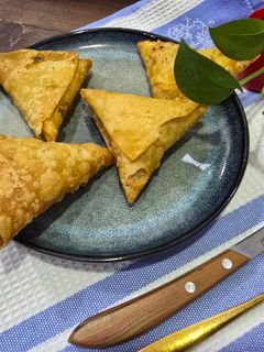 صورة لوصفة سمبوسة باللحم المفروم