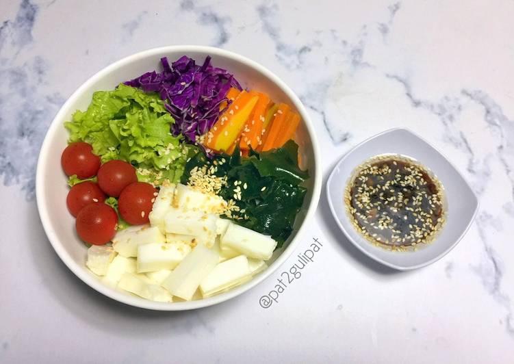 Salad with shoyu dressing